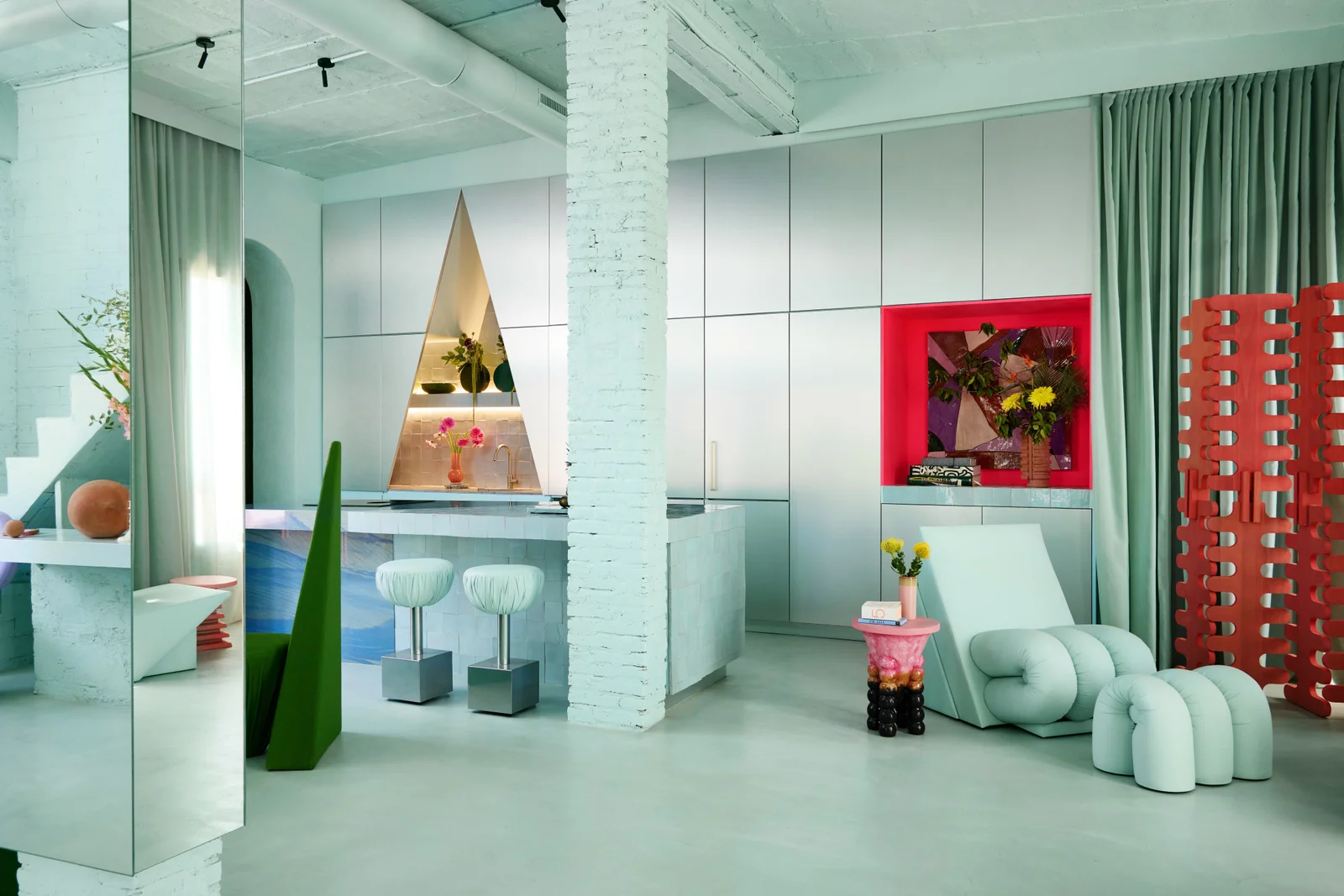 Dramatic living room drench example in deep tones