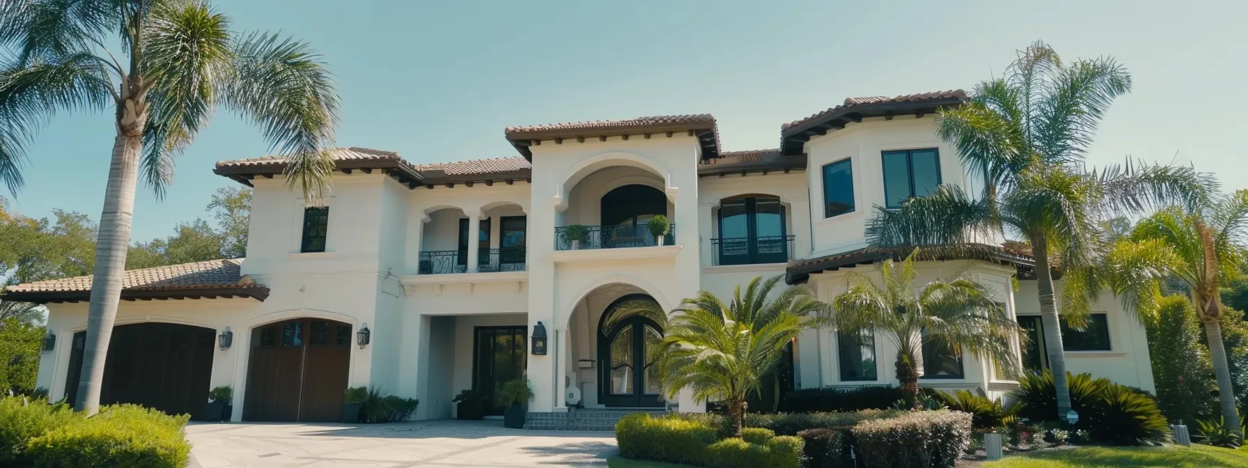 Exterior painting Sarasota - Palm-shaded stucco renovation